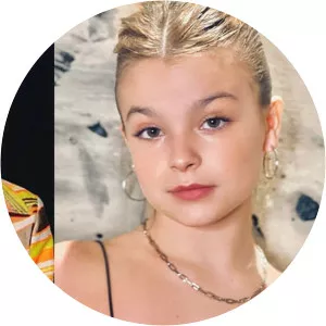 Muna Pauls Cherri photograph