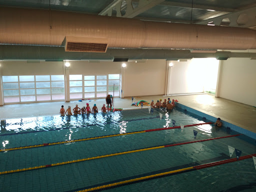 Municipal pool Lourosa - Public swimming pool in Lourosa, Portugal