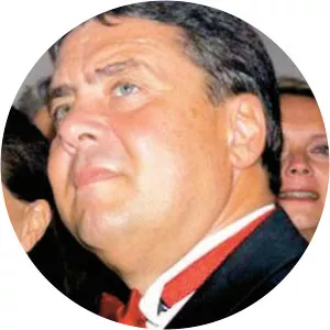 Munise Demirel photograph