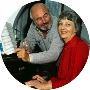 Muriel Linnett - Bill Maynard's wife