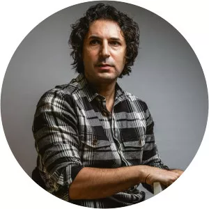 Mustafa Kör - Author