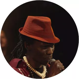 Muyiwa Kunnuji - Musical artist