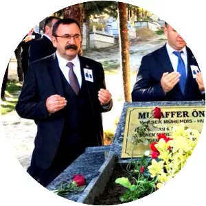 Muzaffer Önder