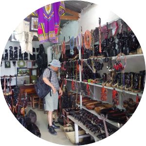 mwenge woodcarvers market