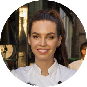 My Restaurant In India - 2016 ‧ 1 season