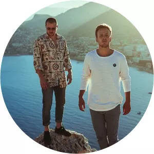 klangtherapeuten mynga - Musical artist