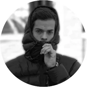 N Bajozero - Musical artist