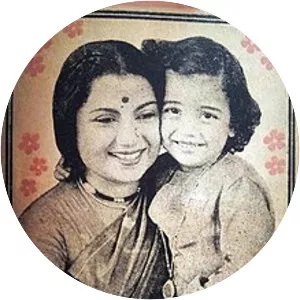 Naan Valartha Thangai