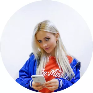 Nadi Jaskin - Singer