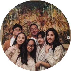 Nadia Sofia Fitri Dahlia - Ilham Akbar Habibie's daughter