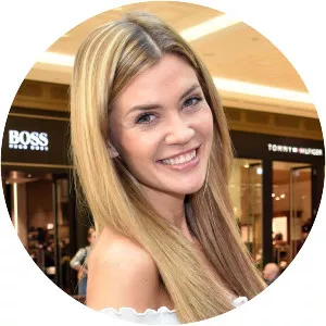 Nadine Klein - TV personality