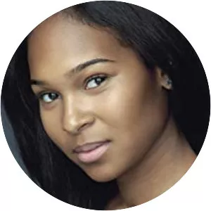 Nadine Mills