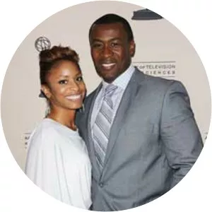 Nadyia Jones photograph