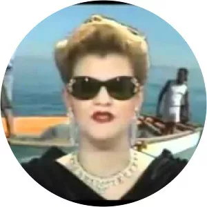 Naima Dziria - Singer