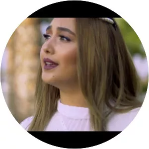 Najwa Farouk - Singer