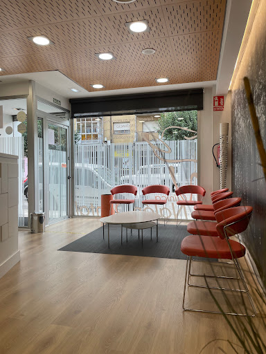 Nalon Dental - Dental clinic in San Martin del Rey Aurelio, Spain
