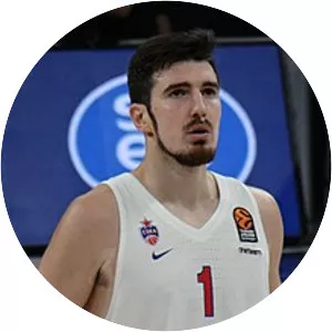Nando de Colo