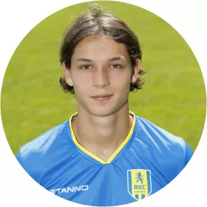 Nando Frans Nöstlinger - Football player