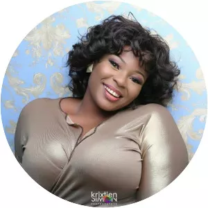 Naomi Classik - Singer