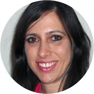 Naomi Simmons - Author