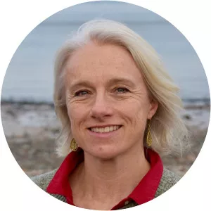 Naomi Starkey - Author