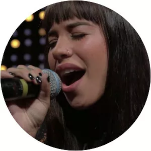 Naomi Wild - Musical artist