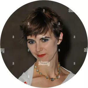 Naomi Wilding - Laela Wilding's sister