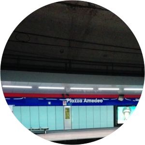 Napoli Piazza Amedeo railway station