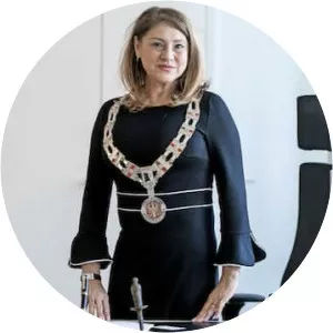 Nargess Eskandari-Grünberg