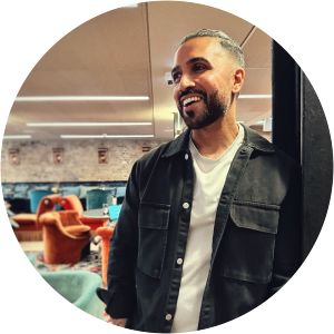 Naroop Jhooti photograph