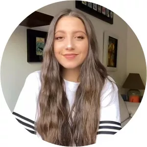 Natalia Afanador - Singer