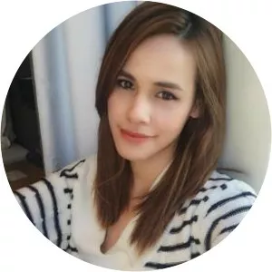 Natalie Pickles - TV personality