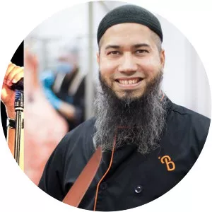 Natapol Puthpawana Musician - Singer