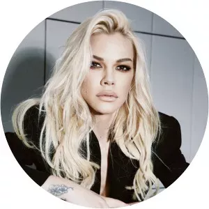 Nataša Bekvalac - Serbian singer