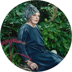 Natasha Bieniek - Author