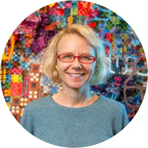 Nathalie Miebach - Artist