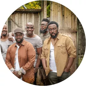 Naturally 7 - Musical group
