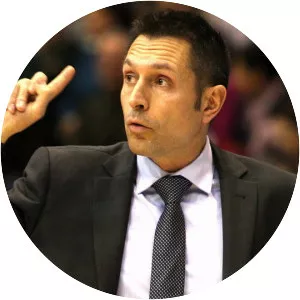 Natxo Lezkano - Spanish professional basketball coach