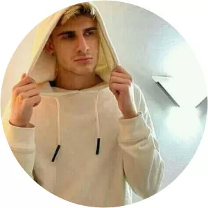 Nauzet Gutiérrez Hernández - Singer