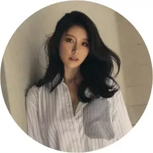 Navi Musician - Singer