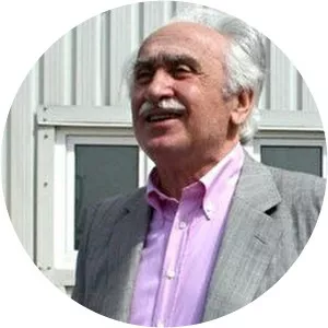 Nedim Özden photograph