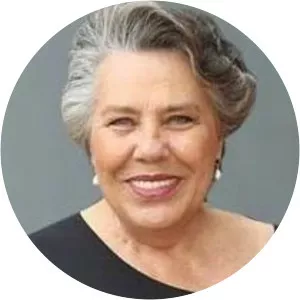 Nedret Kara Para Aşk