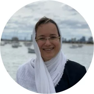 Negar Davari Ardakani - Linguist