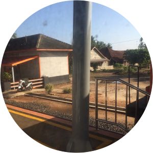 Negararatu railway station