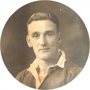 Neil Dewar - Scottish footballer