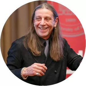 Neil Mazzella photograph