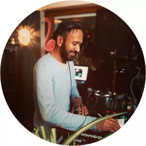 Neil Richter - Musical artist