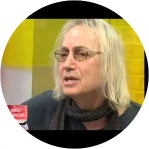 Nejat Yavaşoğulları