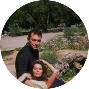 Nejla Dümer photograph