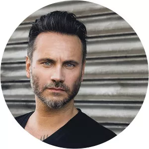 Nek - Italian singer-songwriter